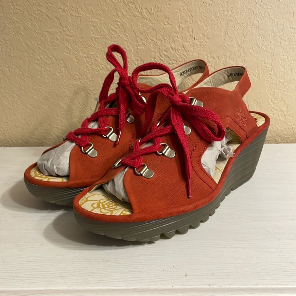 NWT Fly London Ylfa Red Lace Up Wedges